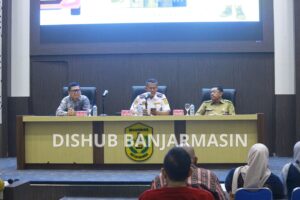 DORONG PEMBAYARAN TARIF PARKIR MENGGUNAKAN QRIS, DISHUB BANJARMASIN LAKUKAN SOSIALISASI