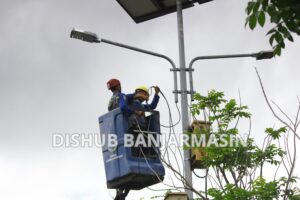 NORMALISASI PJU JEMBATAN FLY OVER AHMAD YANI SUDAH DI LAKUKAN