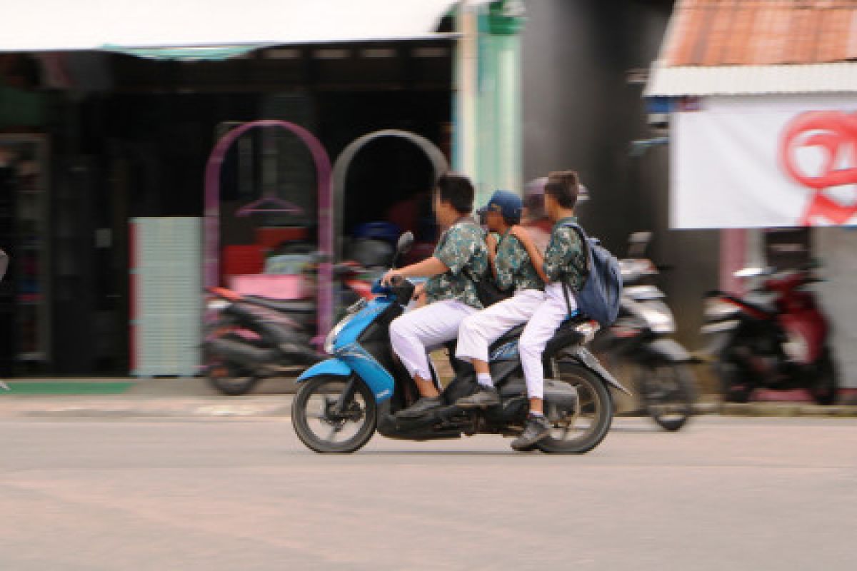 Pelajar di larang membawa Motor, ini alasannya??