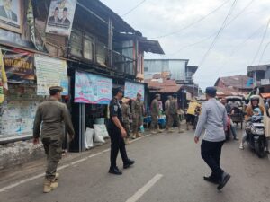 Giat Gabungan Pengawasan Normalisasi Jalan Pasar Lama