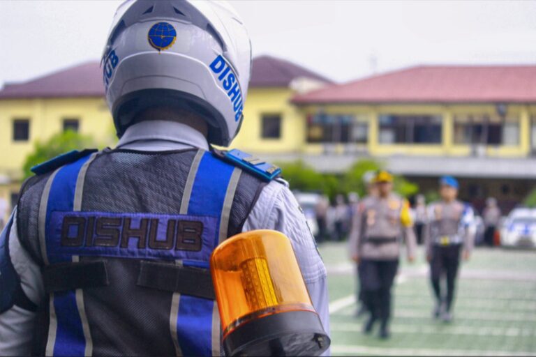 Kepala Dinas Perhubungan Kota Banjarmasin Hadiri Apel Gelar Pasukan OPS Keselamatan Intan – 2025