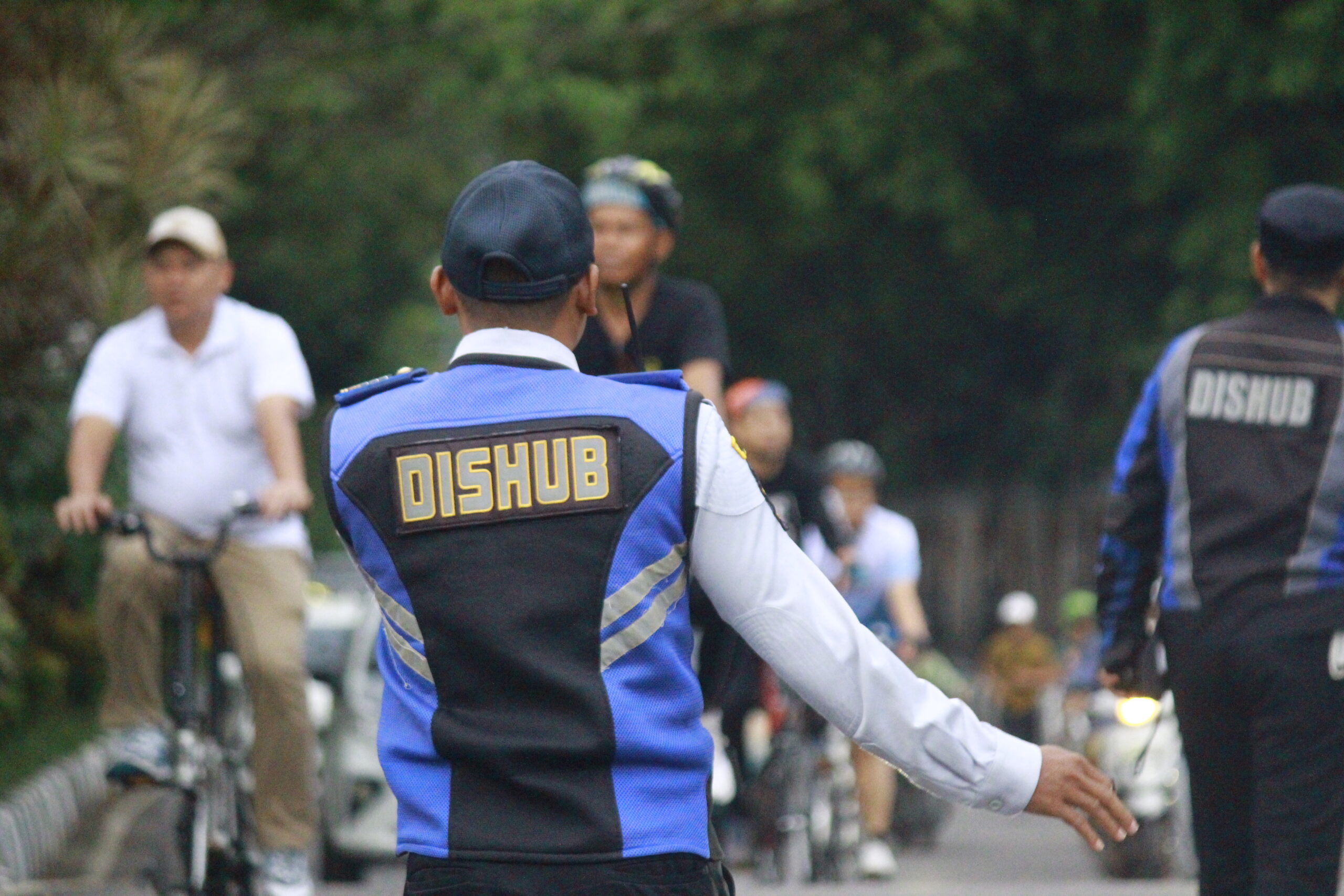 Gatur Lalin dan Parkir Saat Uji Coba Car Free Day di Siring