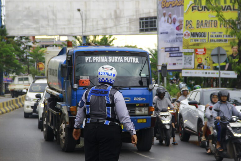 Dishub dan Satlantas Polresta Banjarmasin Tindak Truk Langgar Jam Operasional, Sosialisasi Sudah Dilakukan Sejak Tiga Tahun Terakhir