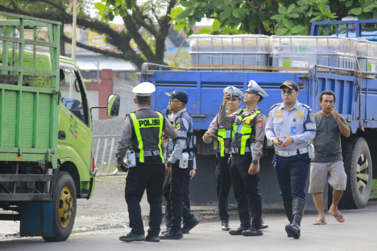 Bahaya ODOL dan Pelanggaran Jam Operasional, Dishub Banjarmasin dan Satlantas Polresta BanjarmasinGencar Lakukan Penertiban Truk Barang
