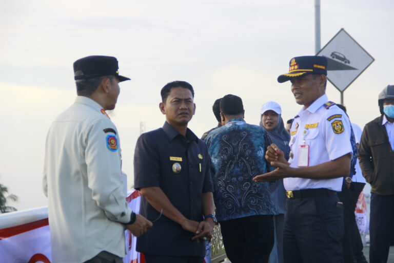 Wali Kota Banjarmasin Tinjau Jembatan HKSN, Larang Main Layangan demi Keselamatan Pengguna Jalan