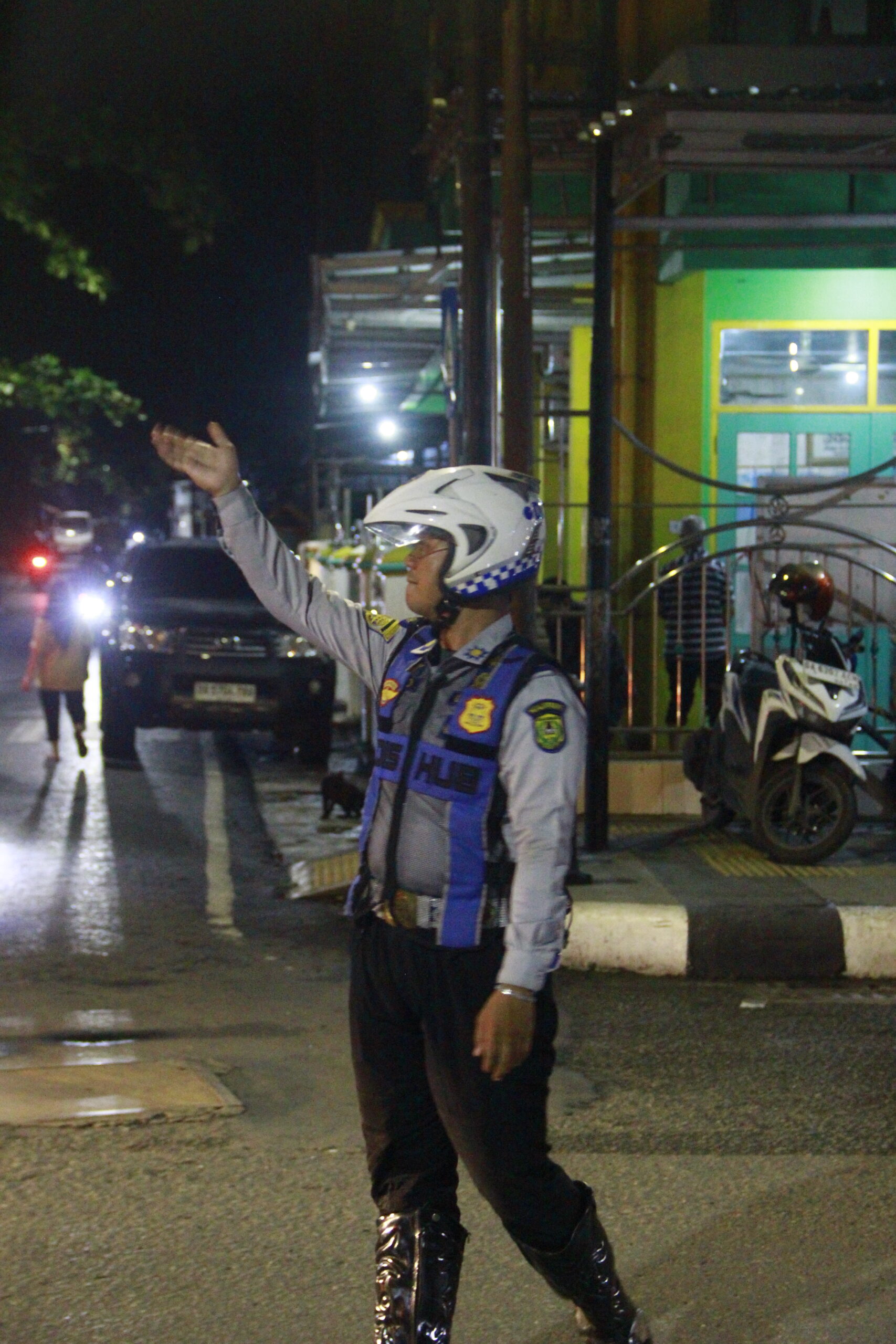 Dishub Banjarmasin Jaga Kelancaran Lalu Lintas Pada Malam Puncak Hari Jadi Kota Banjarmasin ke 499