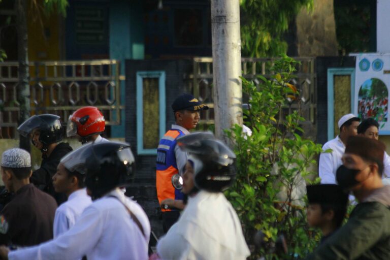 Dishub Banjarmasin Laksanakan Pengaturan Lalu Lintas pada Haul Guru Zuhdi ke-6