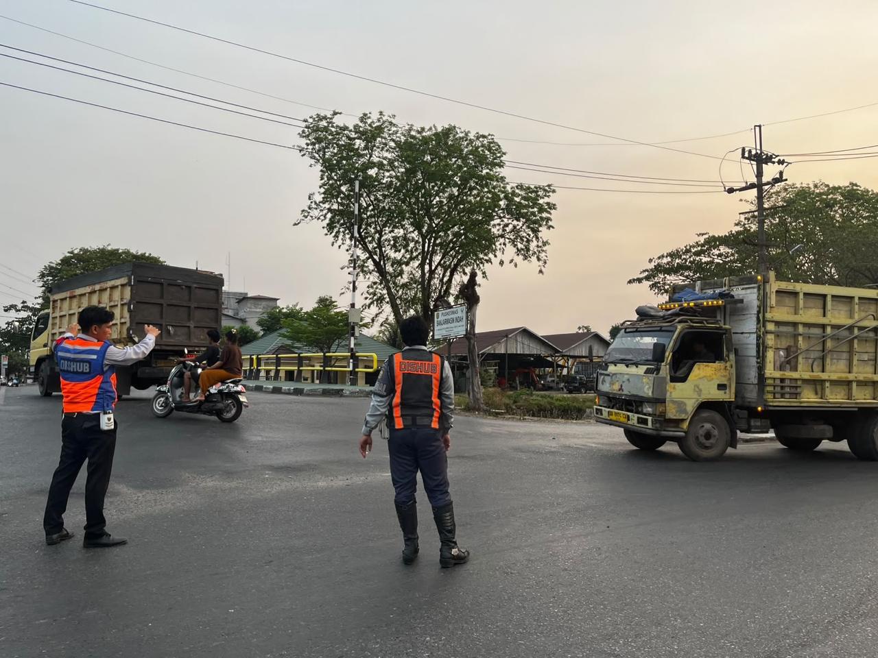 Pastikan Angkutan Barang Patuhi Aturan, Bidang Wasdal Dishub Banjarmasin Lakukan Pengawasan